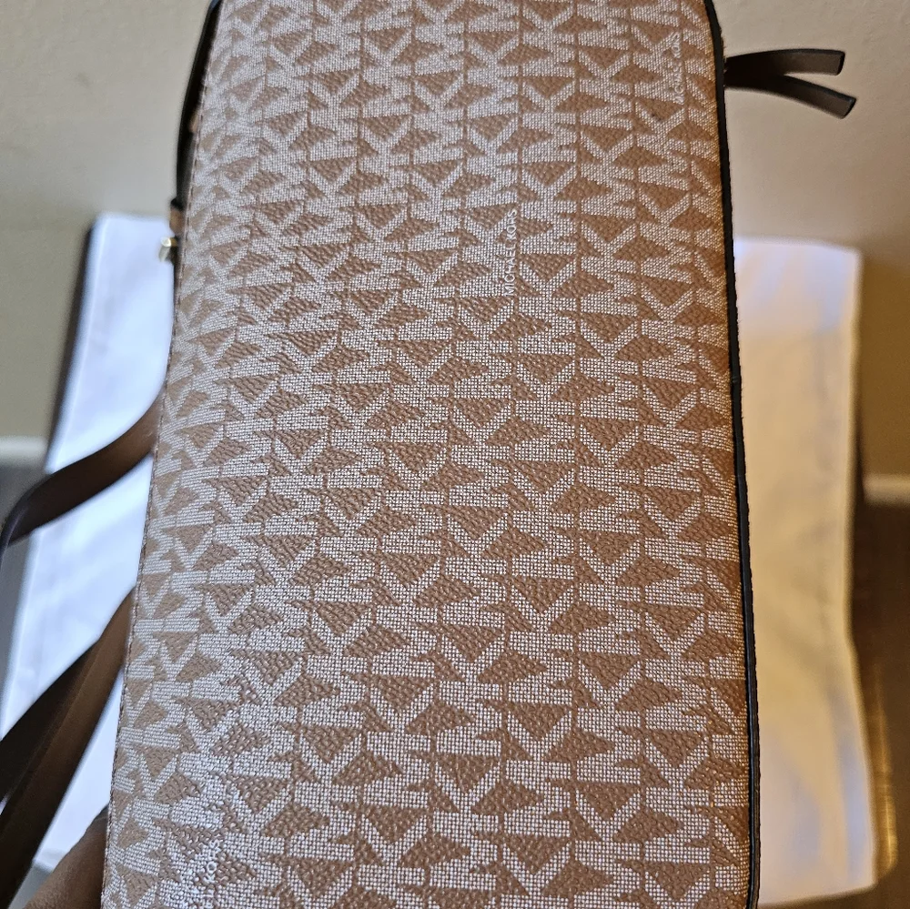 Michael kors medium Backpack - Picture 6 of 16